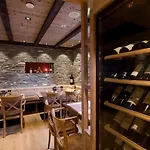 فندق Germanenhof 3*