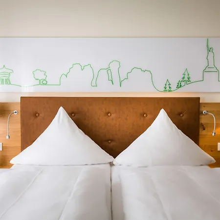 Hotel Germanenhof 3*