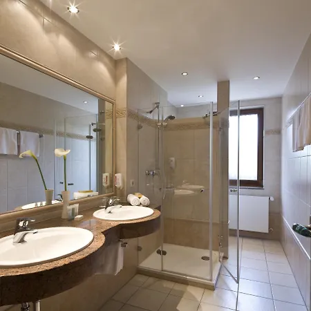 Germanenhof Отель Sandebeck